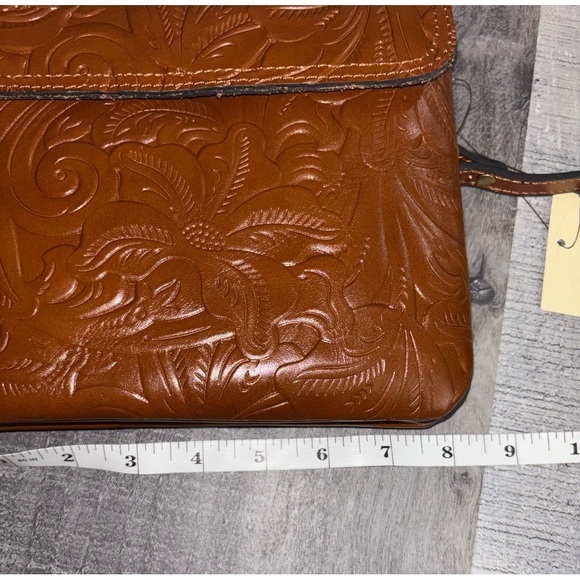 👜Patricia Nash Embossed Balluri Leather Crossbody Bag - Picture 12 of 13